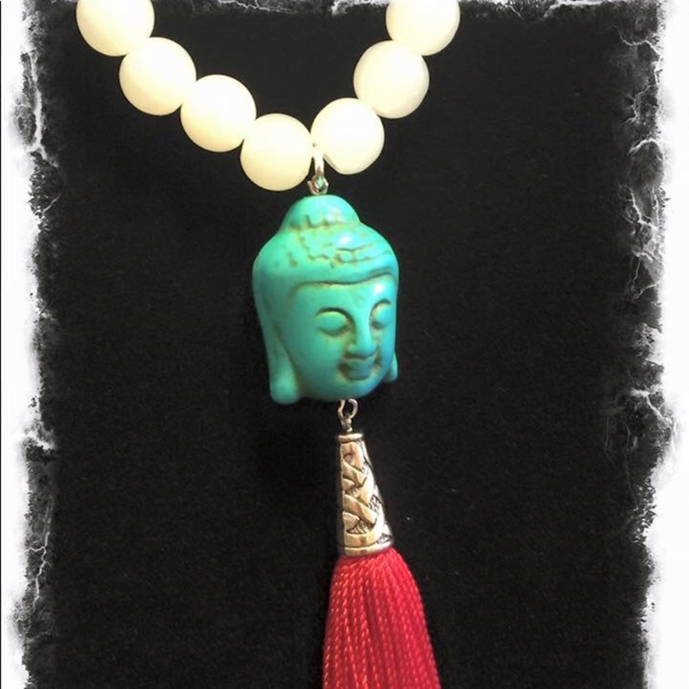 Buda Red & White necklace